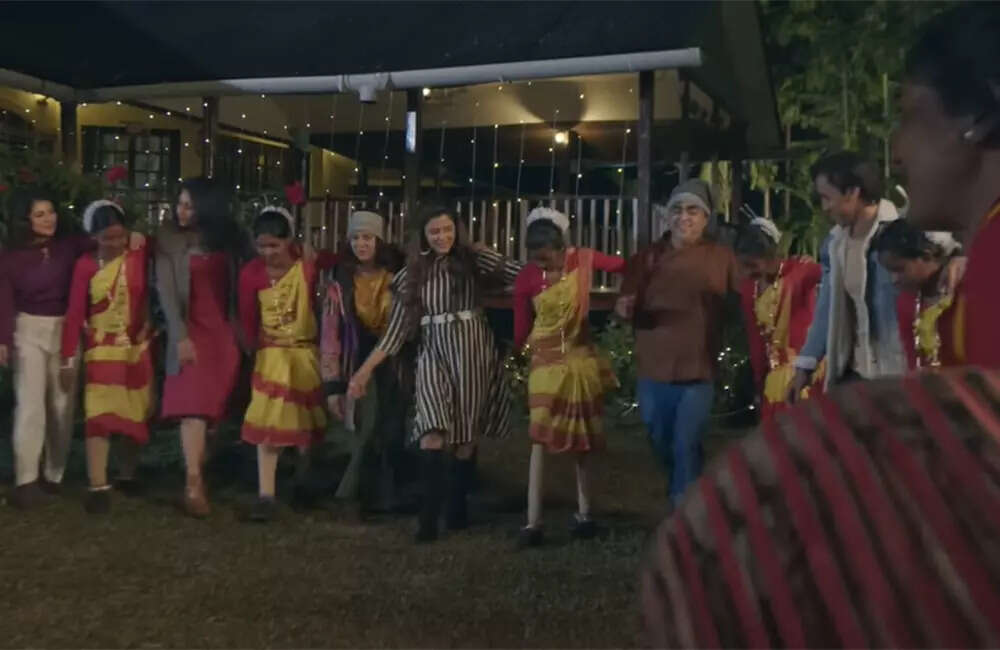 ​Abar-Arownne-Din-Ratri​1