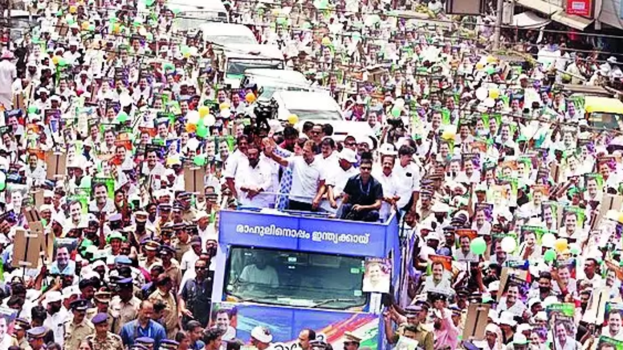 Party flags conspicuously absent at Rahul roadshow, CPM takes a dig