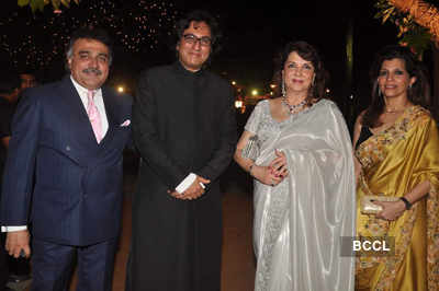 Celebs at Advait & Priyanka's wedding