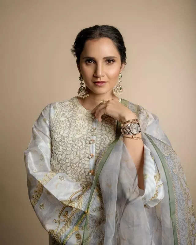 Sania Mirza exudes grace in a pastel suit as she celebrates Eid with her family, see pictures