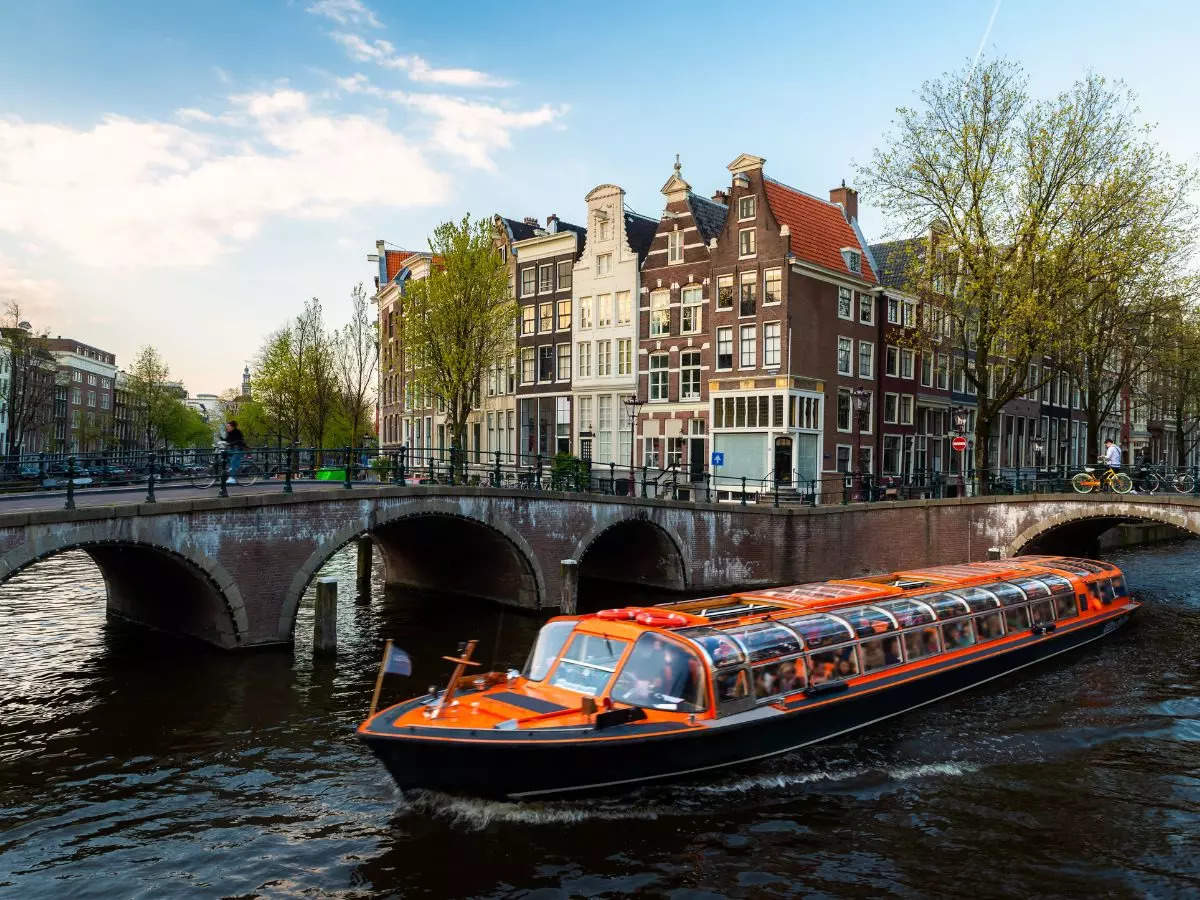 Overtourism effects: Amsterdam bans construction of new hotels and slashes river cruise stays