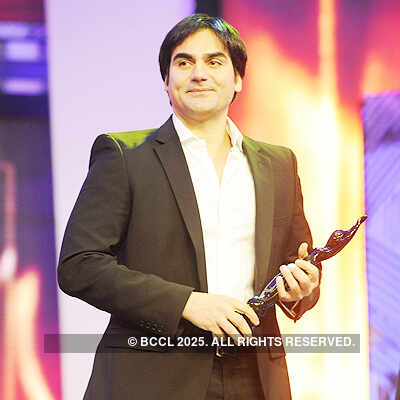 Celebs smitten by 'dirty' Vidya!