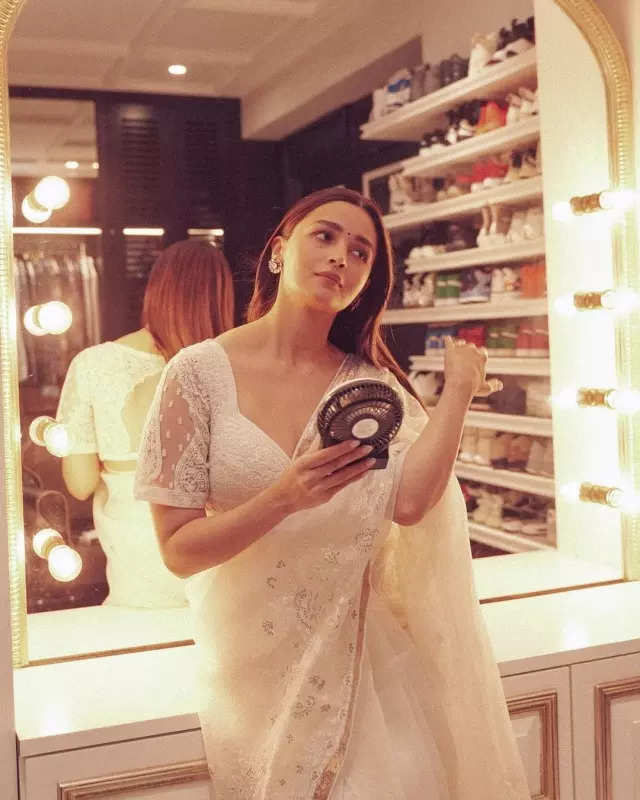 Alia Bhatt's regal affair in pearl sharara set leaves the internet in awe of her grace, see pictures