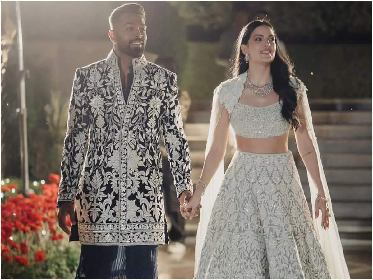 Proposal in Dubai, lockdown wedding and vow renewal ceremony: Hardik Pandya and Natasa Stankovic’s dreamy love story  | The Times of India