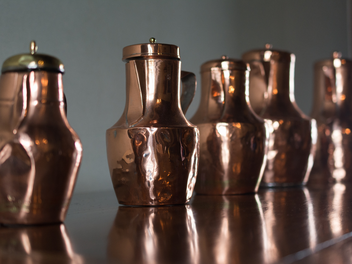 7 benefits of drinking water in copper vessels during summers