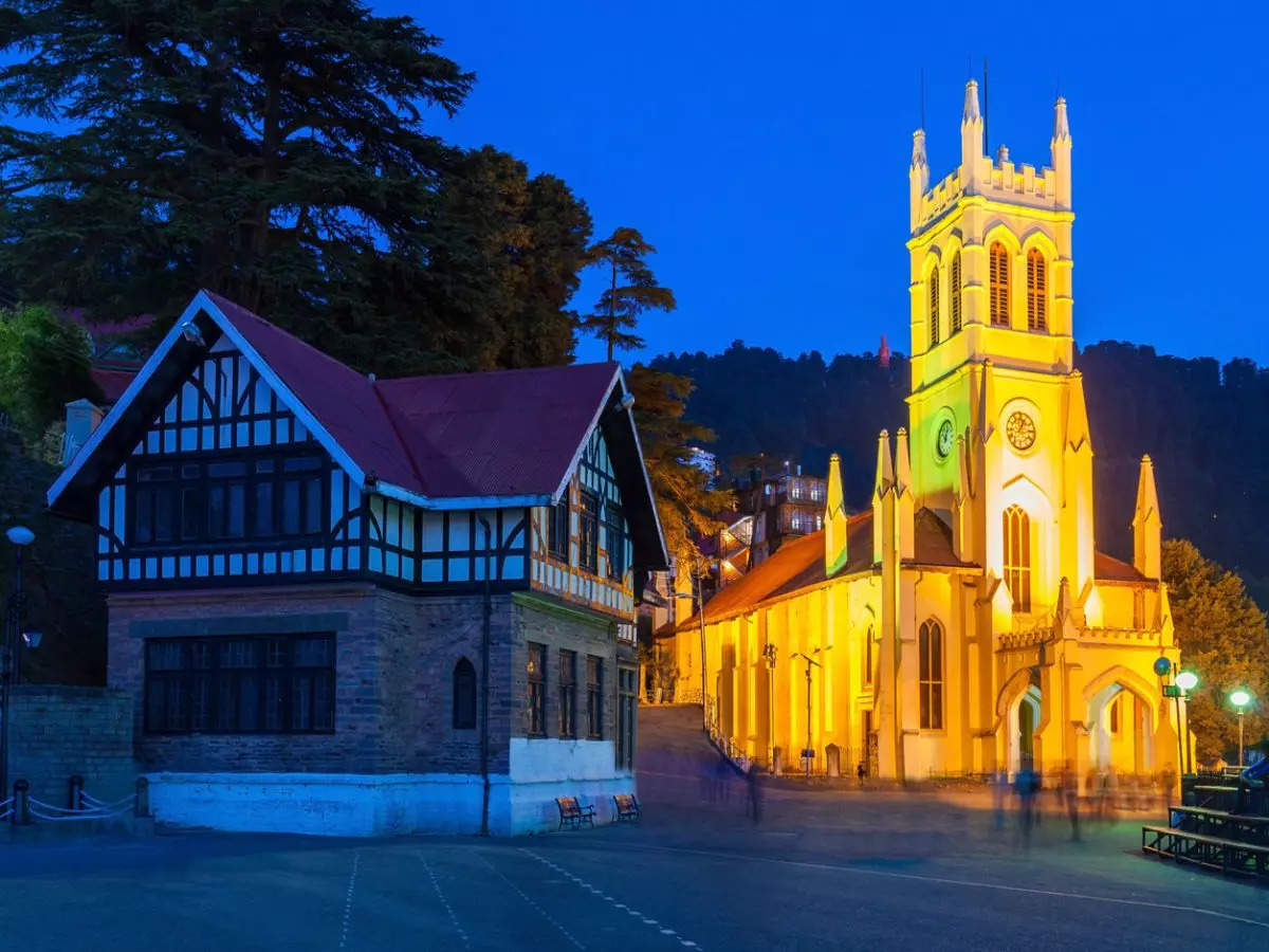 Shimla in Himachal Pradesh experiences rise in number of tourists over the weekend