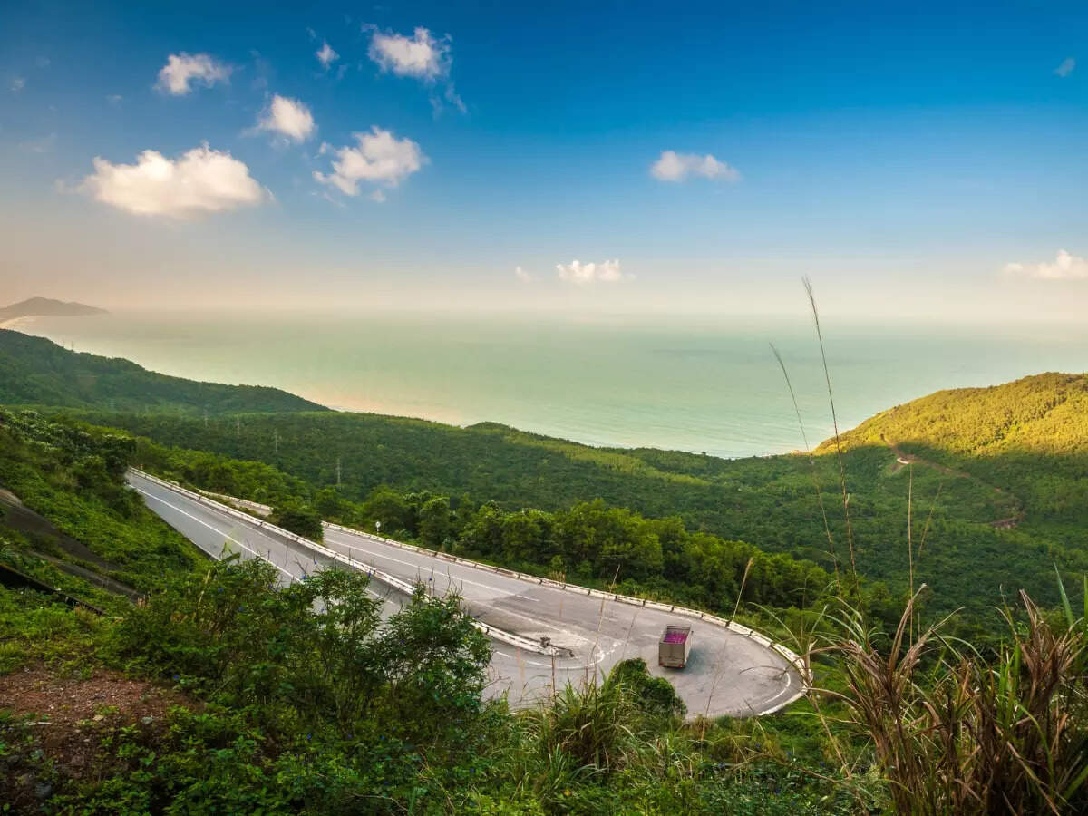 Vietnam: Decoding the cultural and natural beauty of Da Nang Việt Nam: Giải mã nét đẹp văn hóa, thiên nhiên của Đà Nẵng