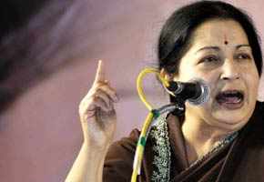 Mullaperiyar Dam row: Jayalalithaa writes to PM