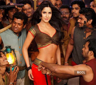 Divas look raunchy in red!