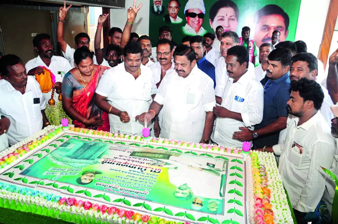 Annamalai, Vijay, party cadre wish Palaniswami
