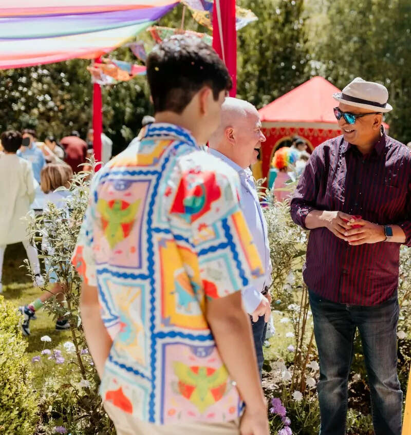 Silicon Valley is talking about: Colour, confetti and camaraderie