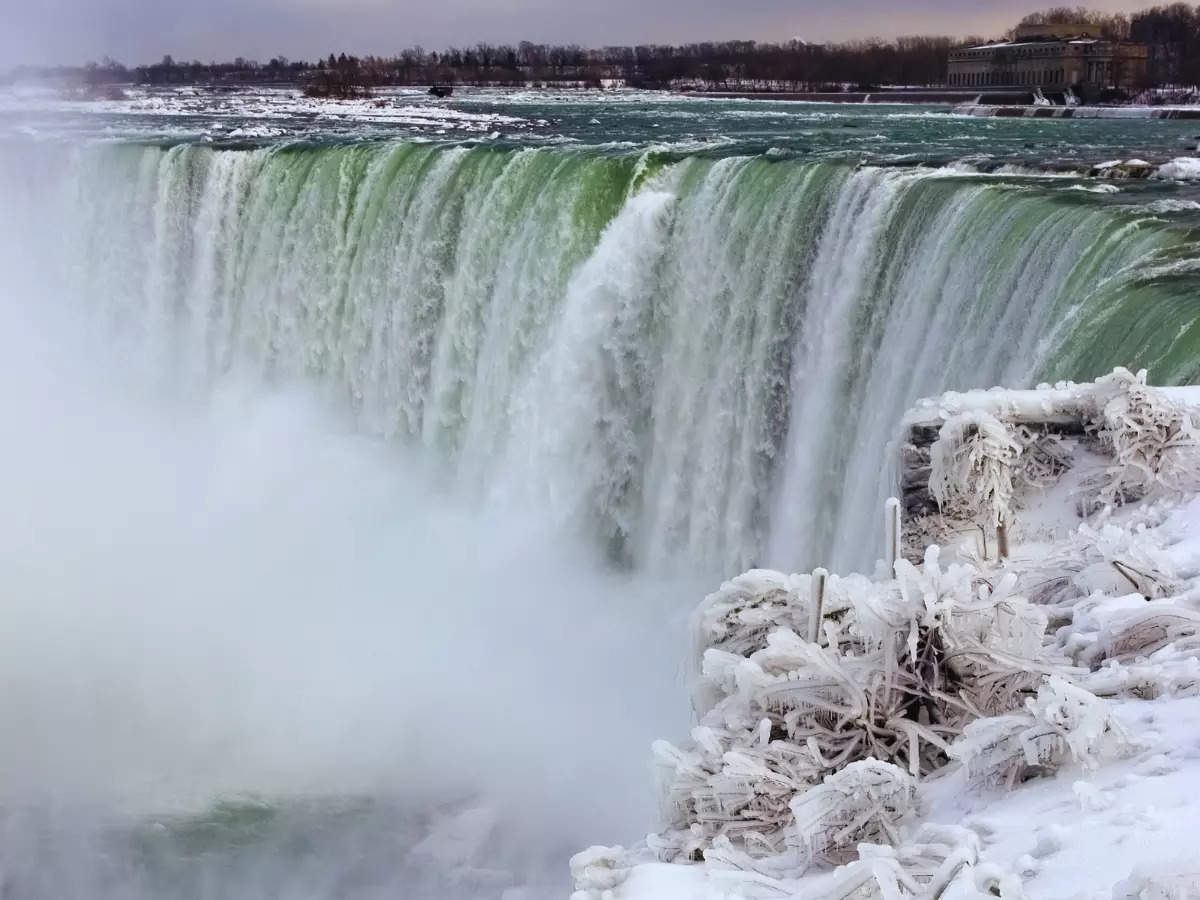 Exploring Niagara Falls: Interesting facts and more