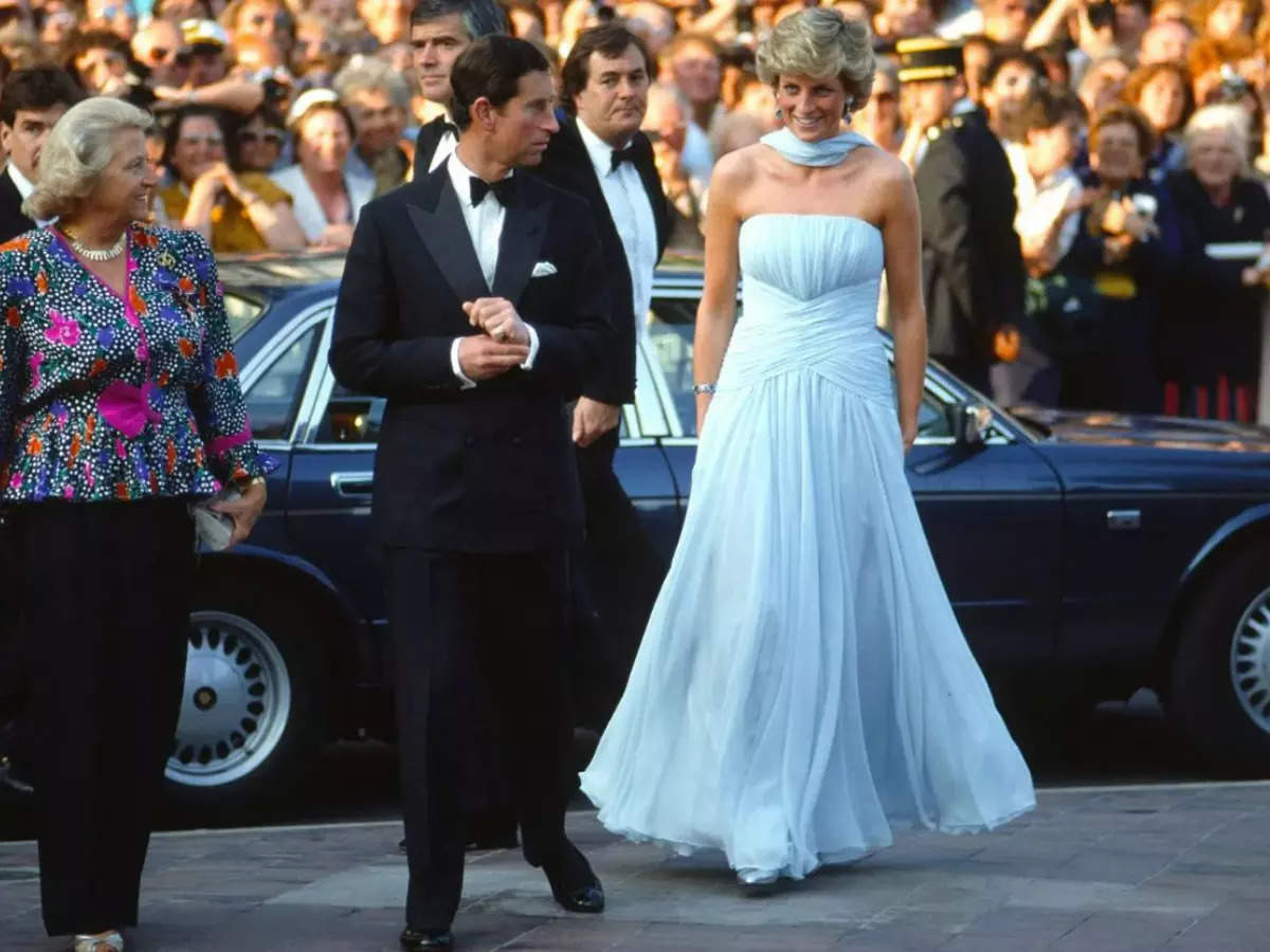 All about Late Princess Diana's iconic Cannes look | The Times of India