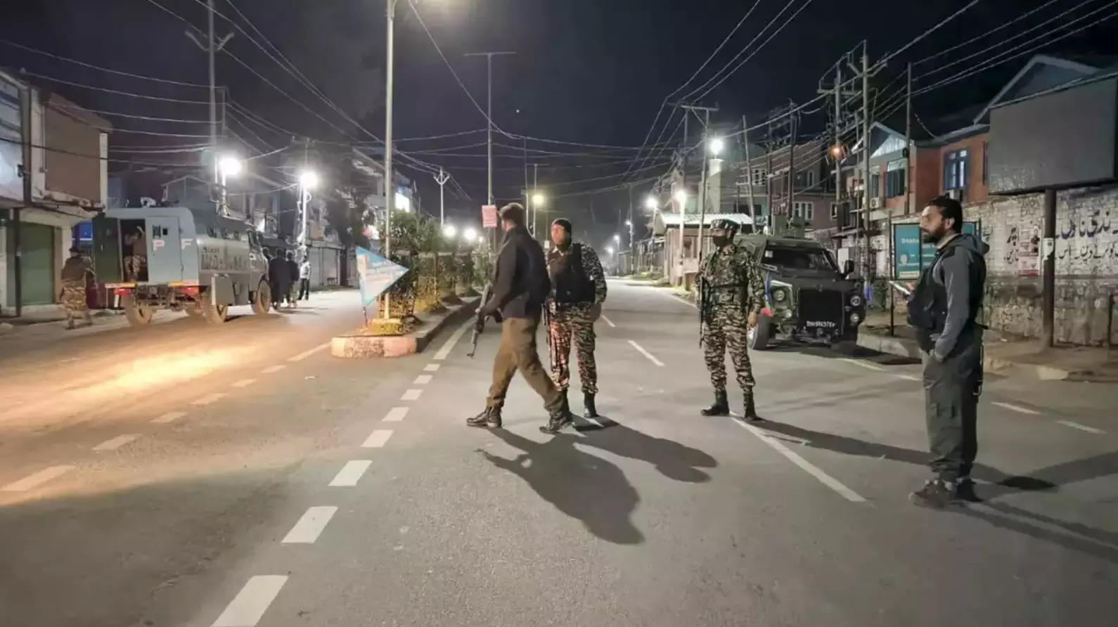 6. Major crackdown in Valley after 2 attacks