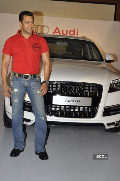 Salman Khan gets a new Audi Q7