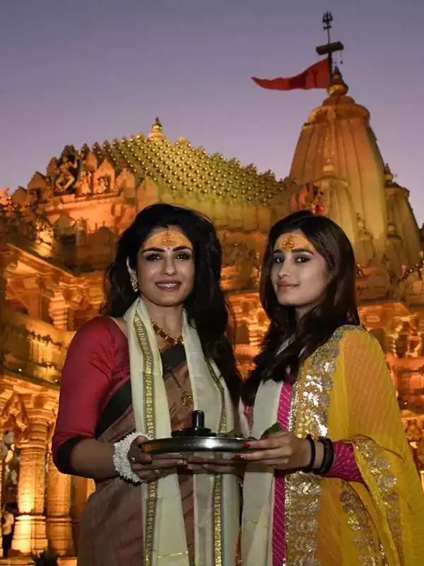 Raveena Tandon and her daughter Rasha embark on a spiritual journey, seeking blessings from Mahakal, see pictures