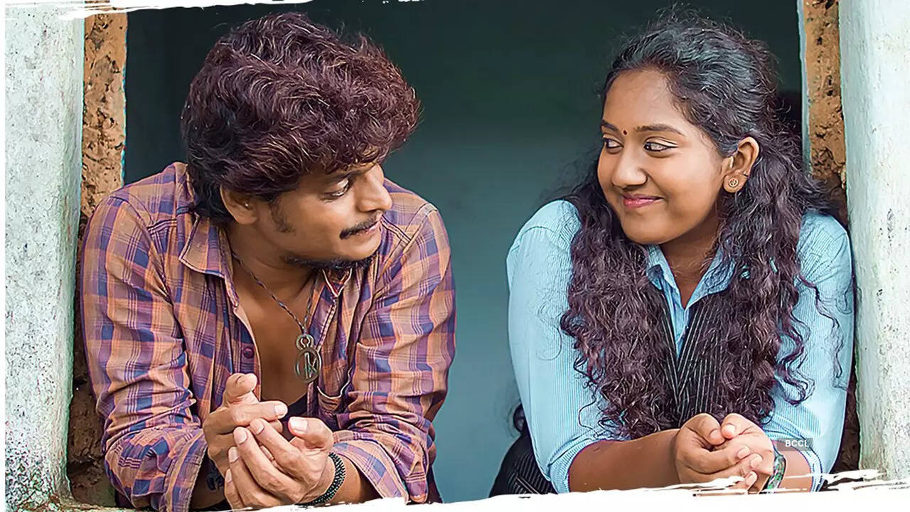 ​Oru-Kadha-Parayum-Neram​DB