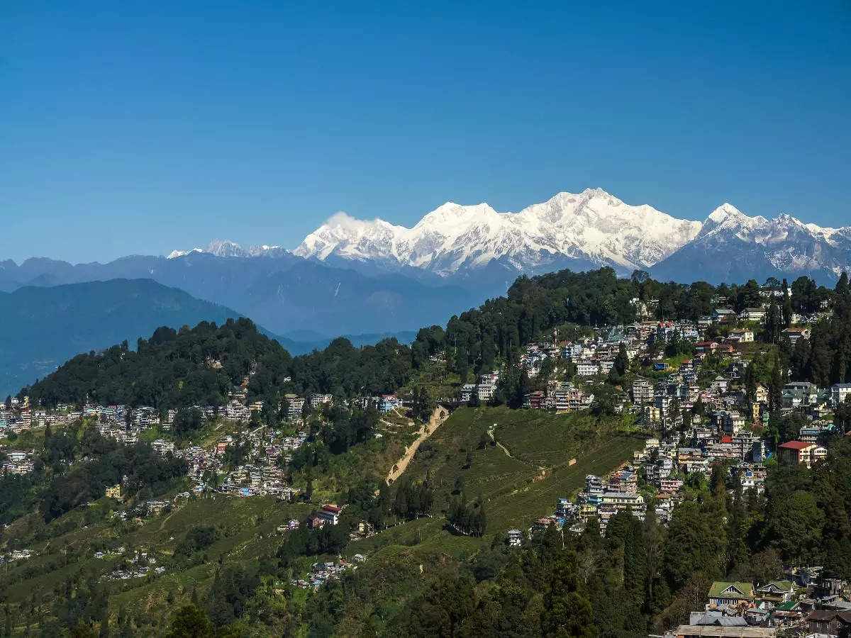 Exploring the tranquil escapes: 5 hill stations near West Bengal
