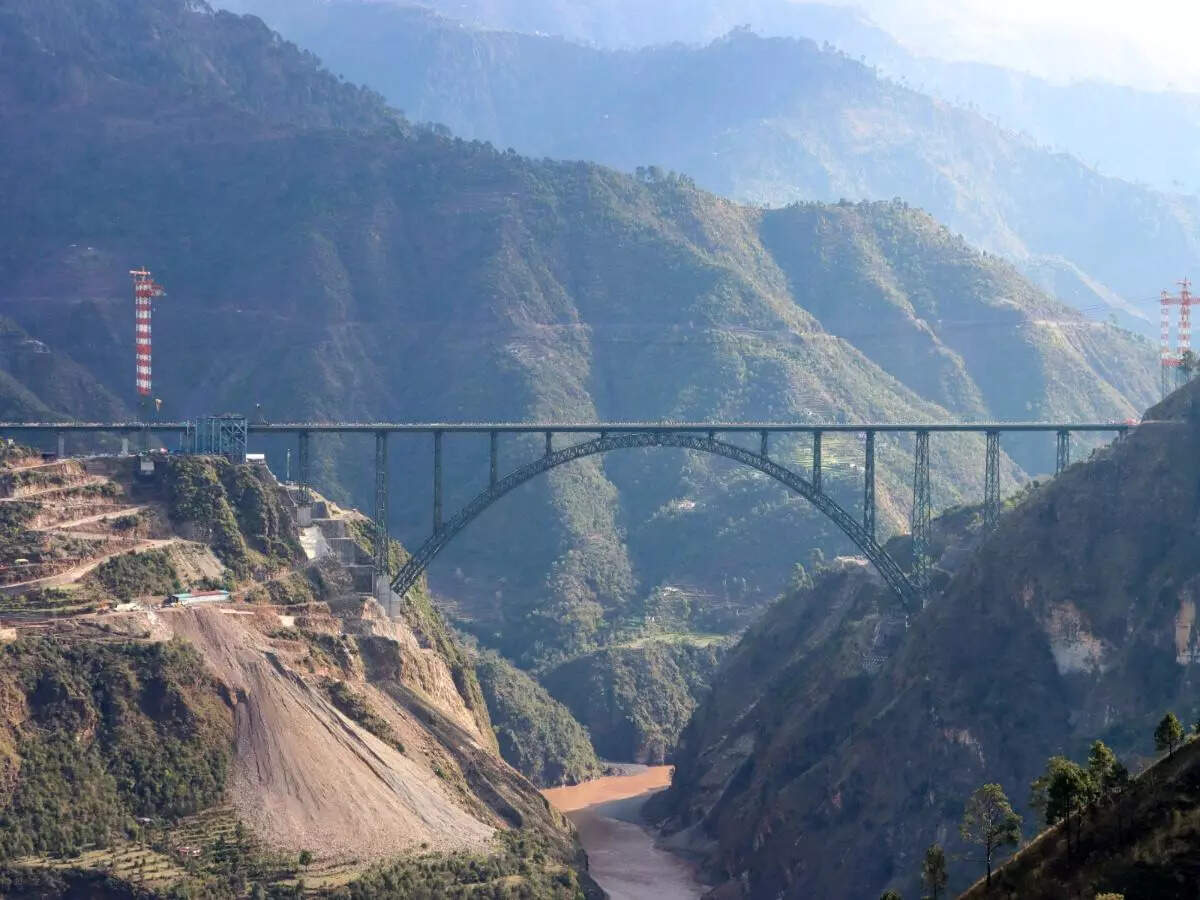 Chenab Rail Bridge, the world’s highest rail bridge will soon see train services Chenab Rail Bridge, the world’s highest rail bridge will soon see train services