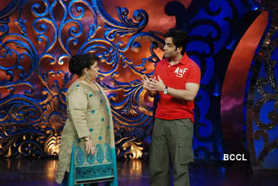 Nachle Ve with Saroj Khan 