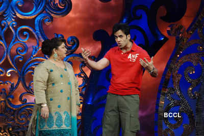 Nachle Ve with Saroj Khan 