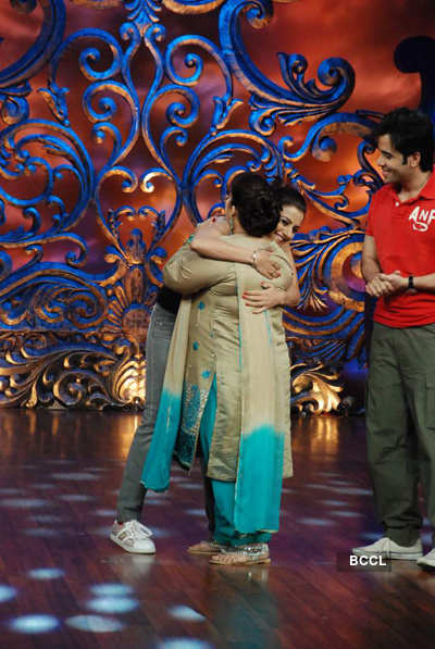 Nachle Ve with Saroj Khan 