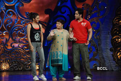 Nachle Ve with Saroj Khan 