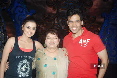 Nachle Ve with Saroj Khan 