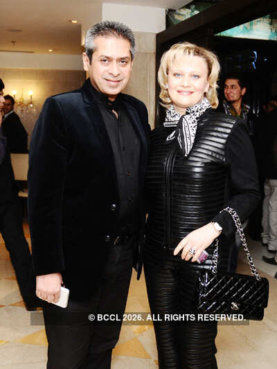 Rajan And Ala Madhu Attend Alexandra Stan S Performance At F Bar Lounge Ashoka Hotel On December 17 11