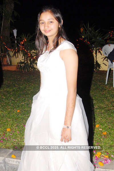 Pushpraj & Pushpawati's 50th anniv. party