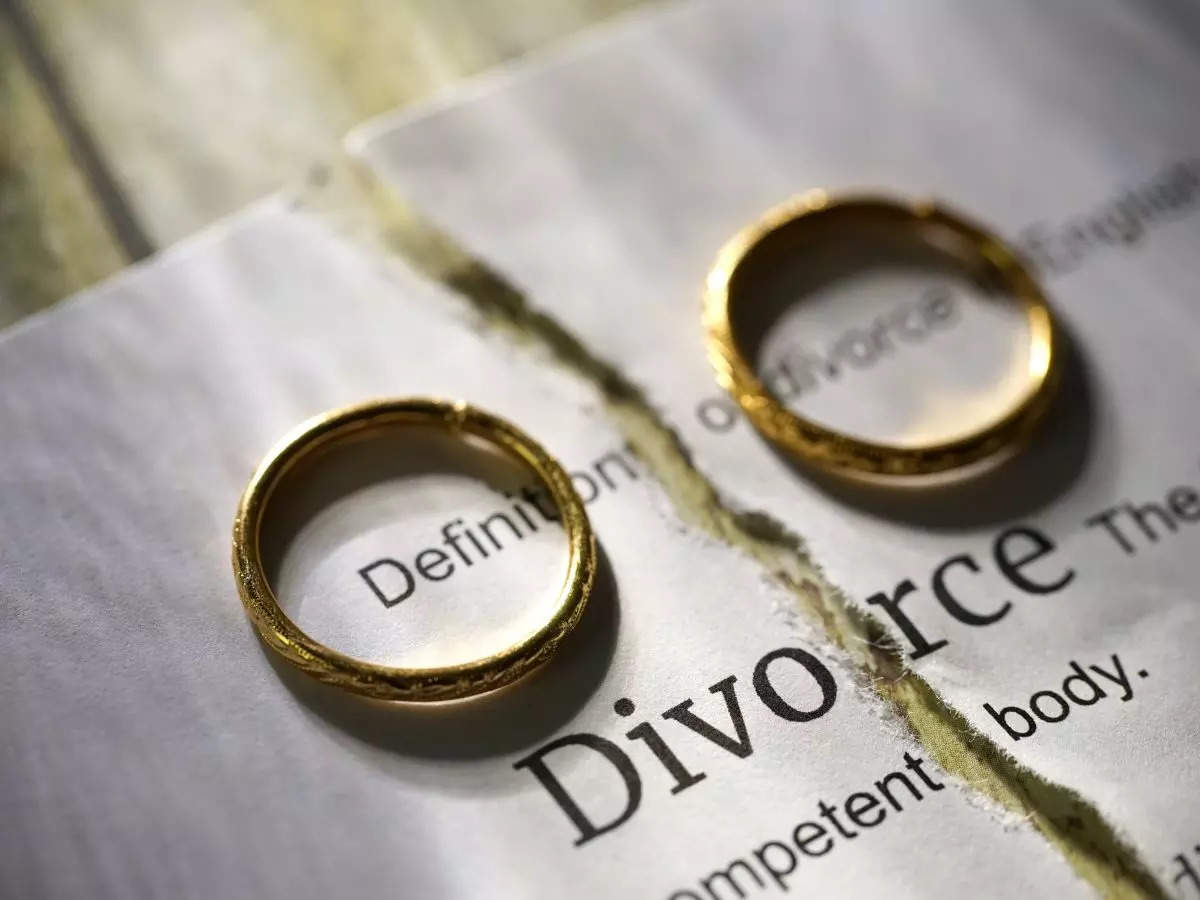 Simple Tips To Cope With Divorce As Per Psychology