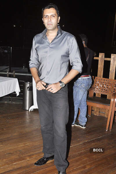 Karishma Tanna's b'day bash