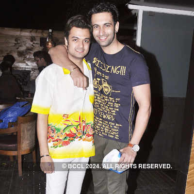 Nandish Sandhu's birthday bash