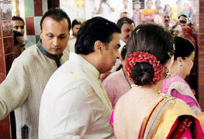 Ambanis reunion ends on emotional note