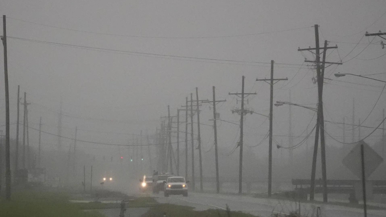 Hurricane Francine hits Louisiana, brings heavy rain and leaves ...