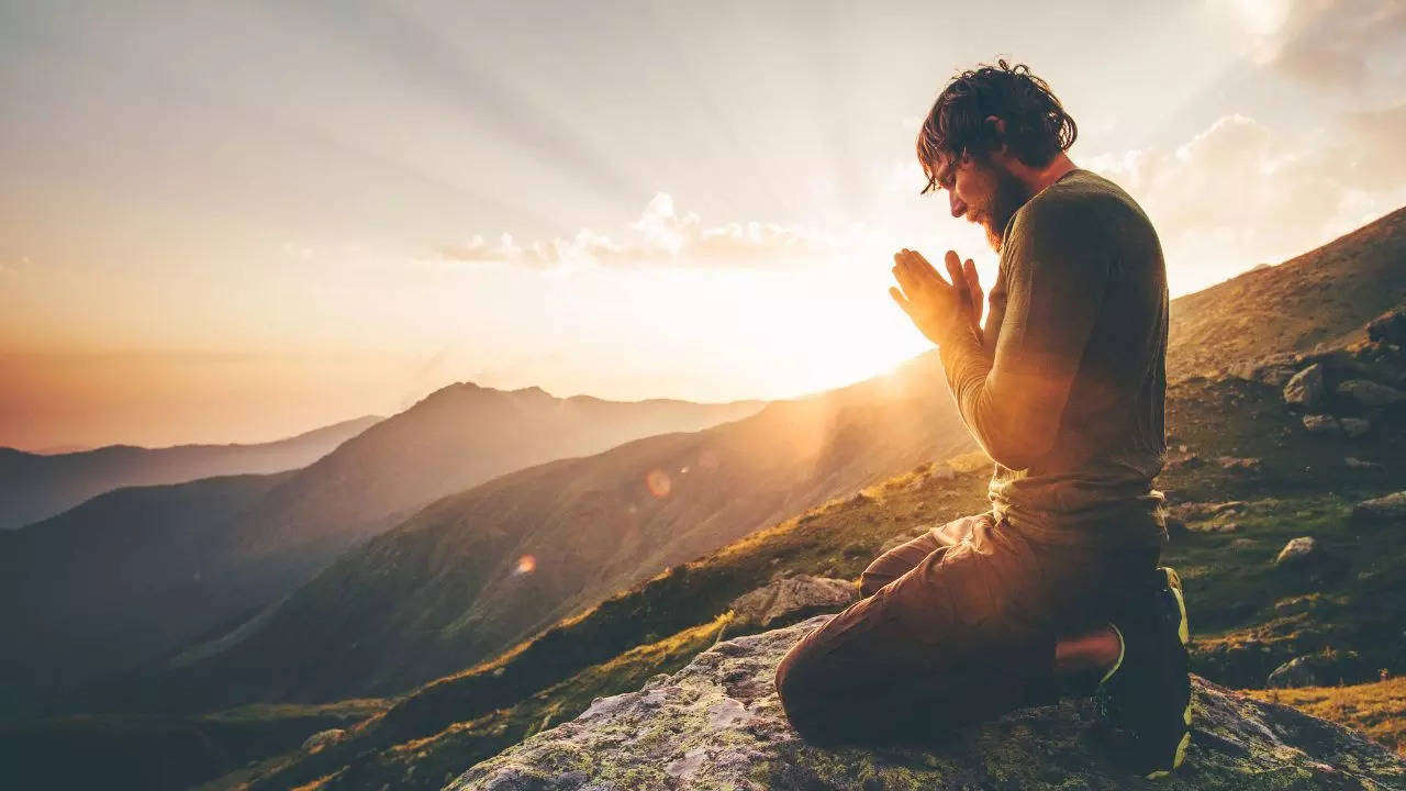 6 ways spirituality helps people stay mindful and demure