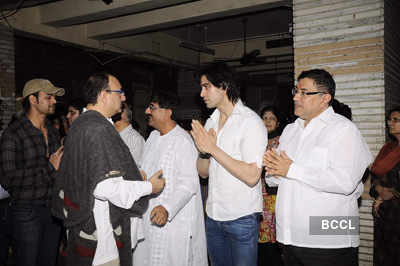 Sunil & Dharmesh Darshan's dad's prayer meet 