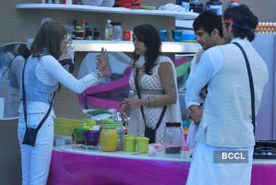 Pooja banned from Bigg Boss finale!
