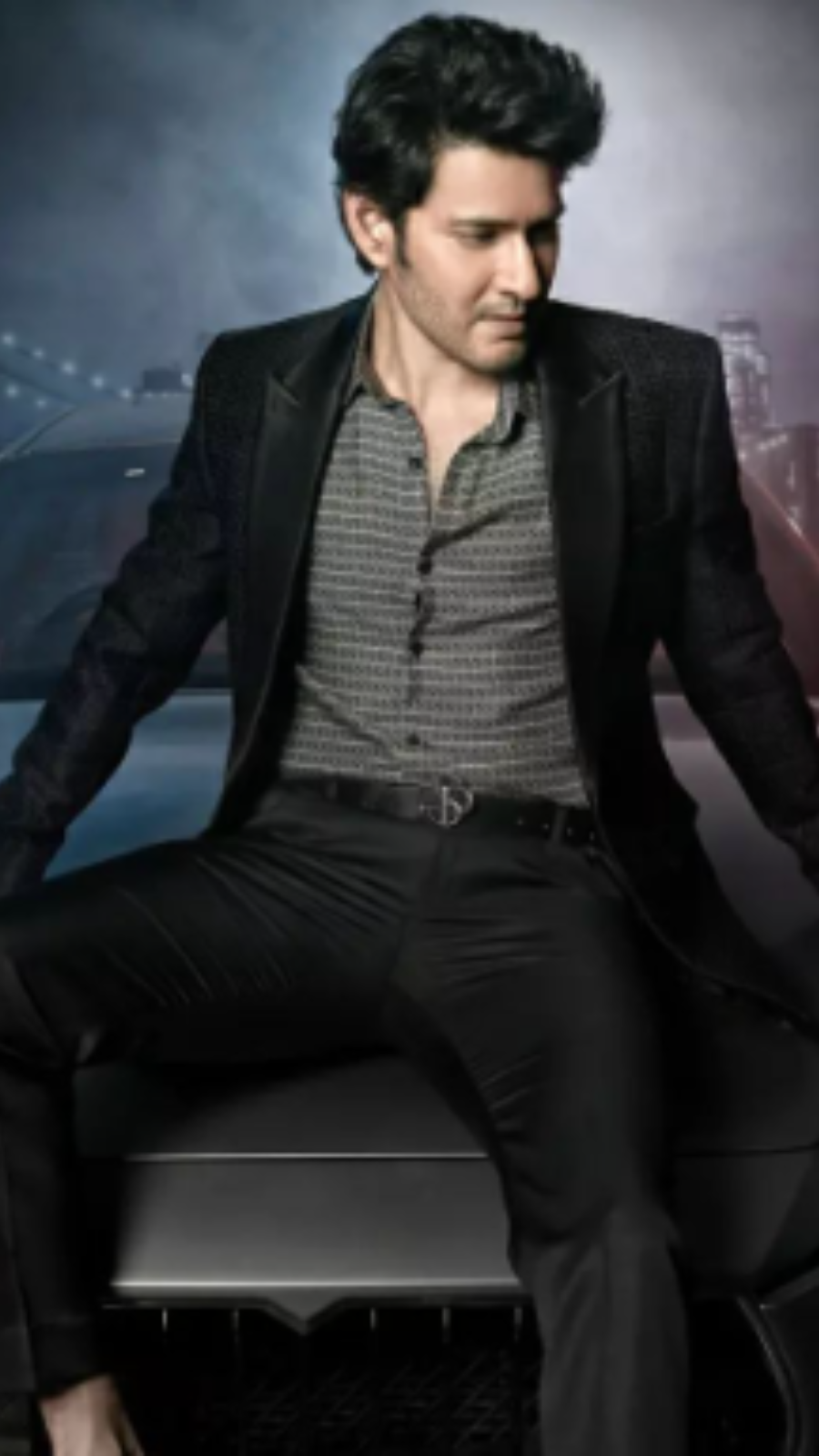 Mahesh Babu slays in black | Times of India