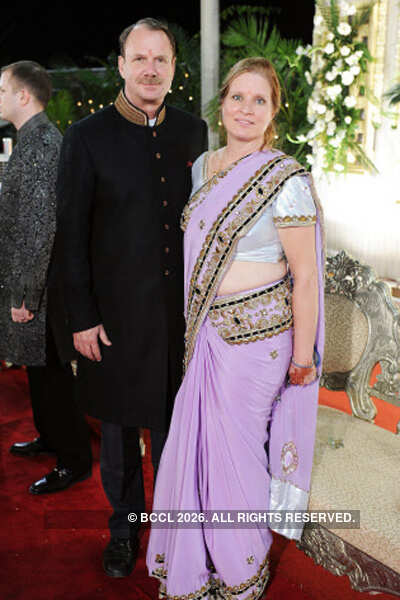 Paul & Junaita Folmsbee