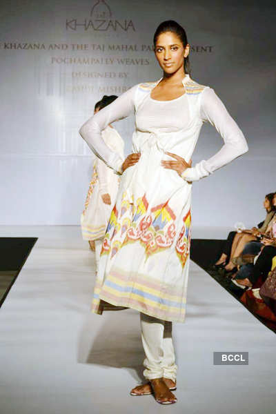 Rahul Mishra 'Taj Khazana' show