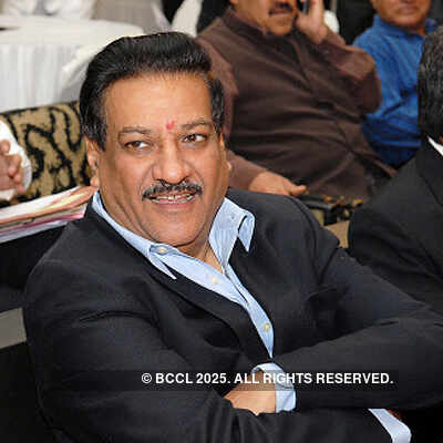 Dainik Bhaskar's 9th anniversary bash