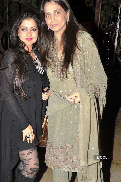 Roopa Vohra's bash for Vivek's b'day