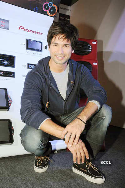 Shahid promotes 'Pioneer'