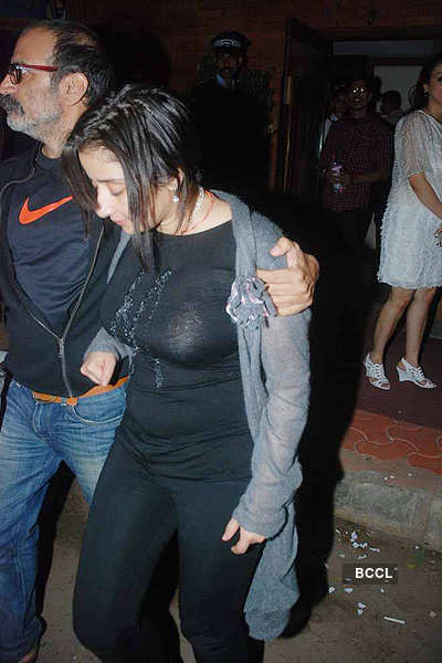 Manisha Koirala spotted drunk