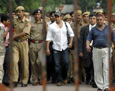 Salman to help free 400 prisoners