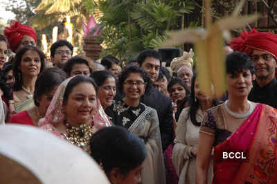 Celebs at Prerna Ghanshyam Sarda's wedding 