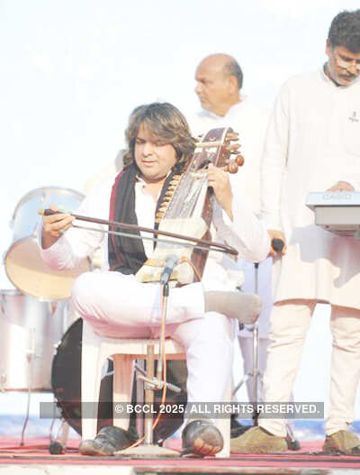 Kamal Sabri performs in Tihar