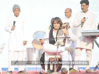Kamal Sabri performs in Tihar