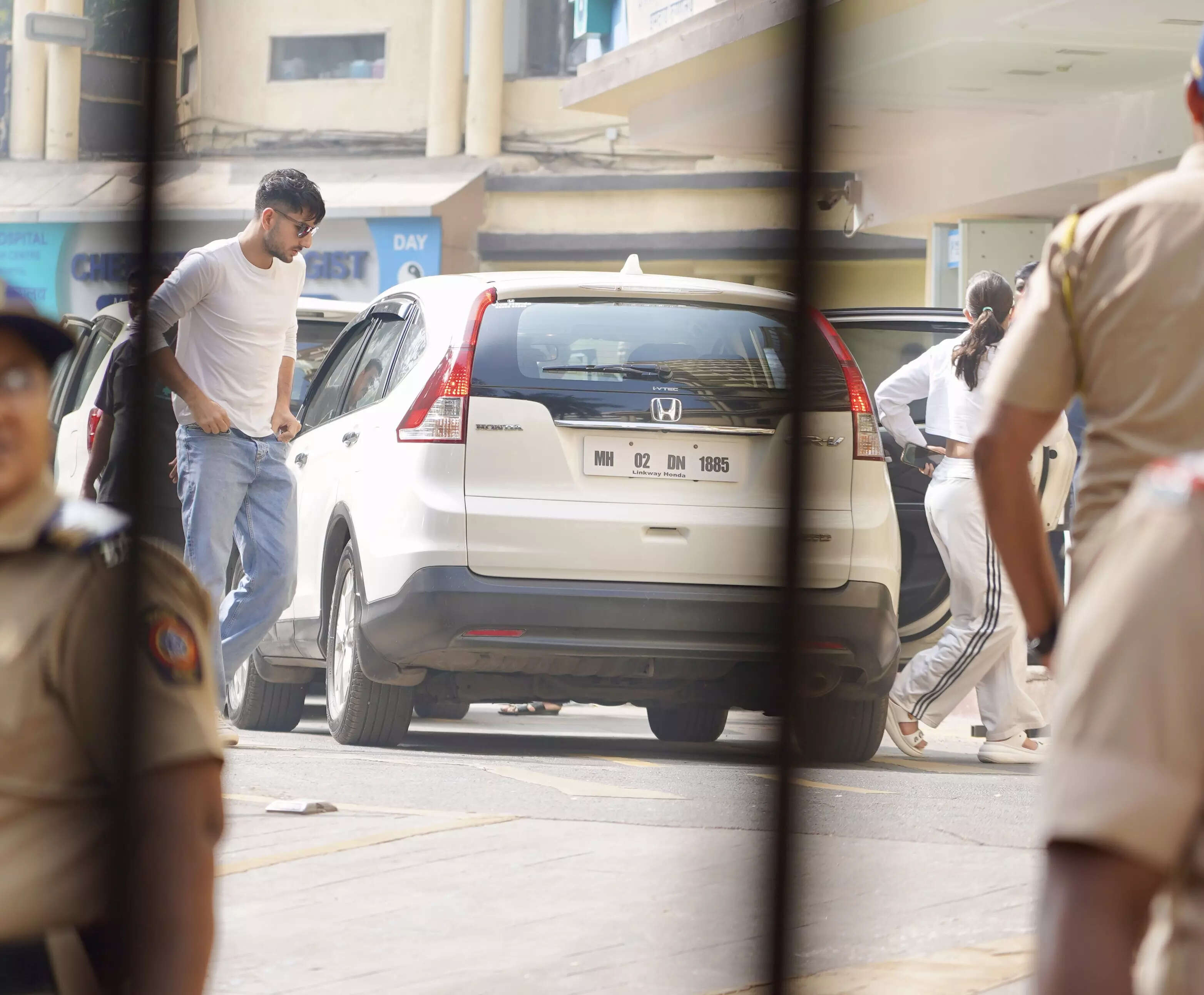 Saif Ali Khan attacked